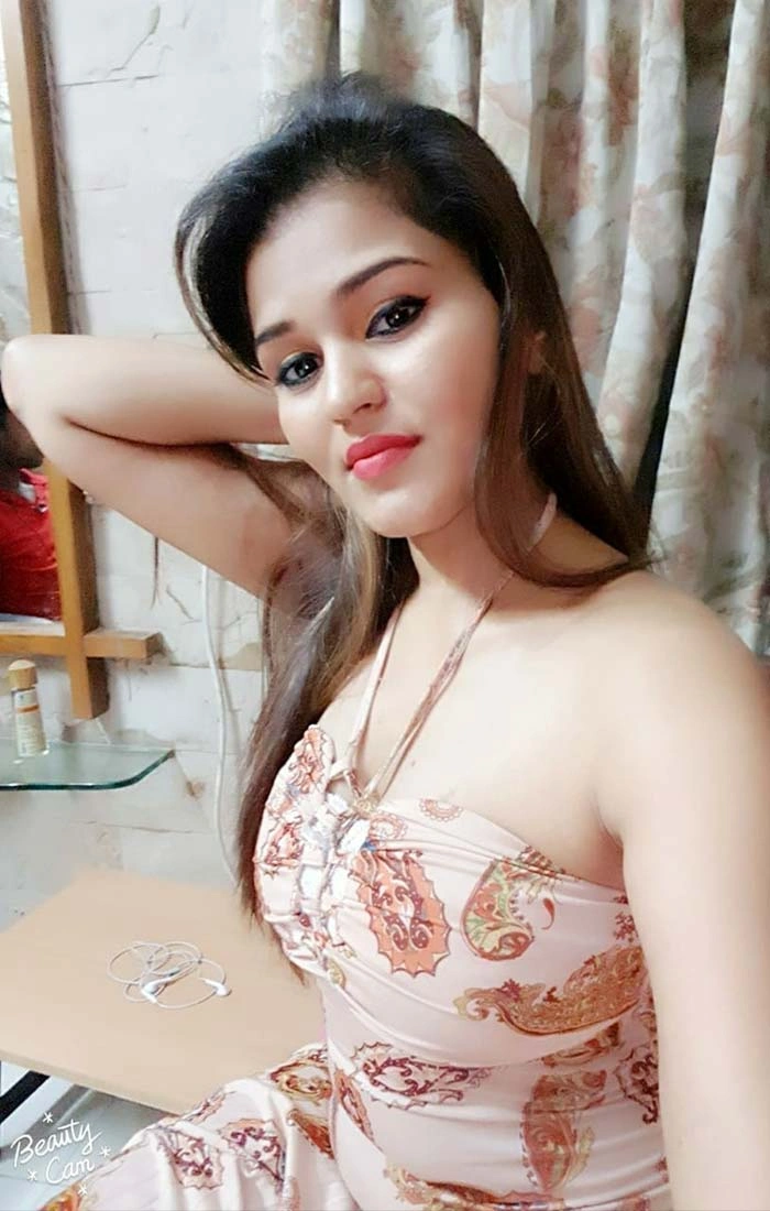 Ishaani Ahmedabad Escort