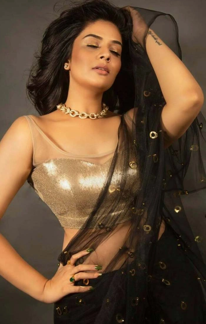 Manyata Ahmedabad Escorts