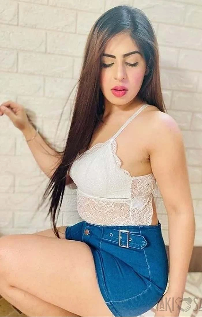 Shivani Ahmedabad Escort